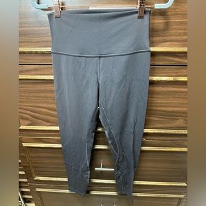 Lululemon Align HR Pant 25" Size 6